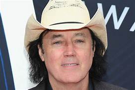 Artist David Lee Murphy